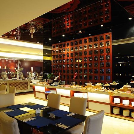 Shanghai Sky Rainbow Hotel Restaurant photo