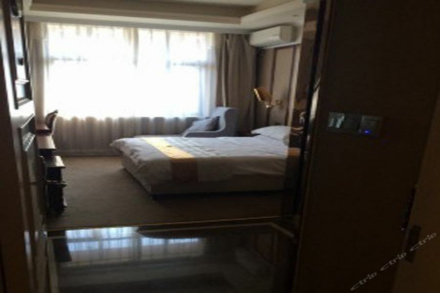 Shanghai Sky Rainbow Hotel Exterior photo